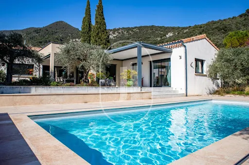 Villa 8 pièces 285 m²