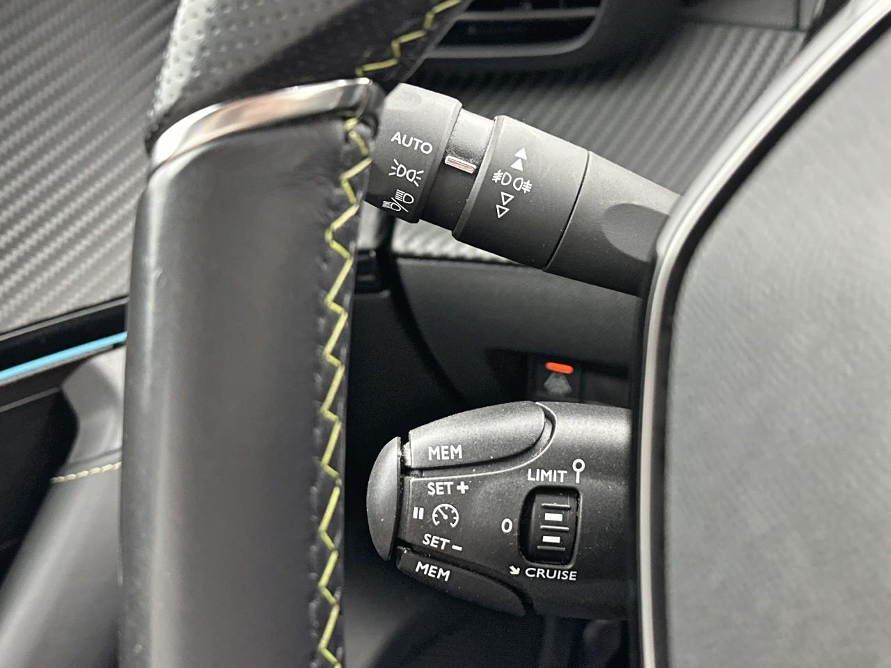 Peugeot 2008 puretech 130 s&s bvm6 gt — photo 17