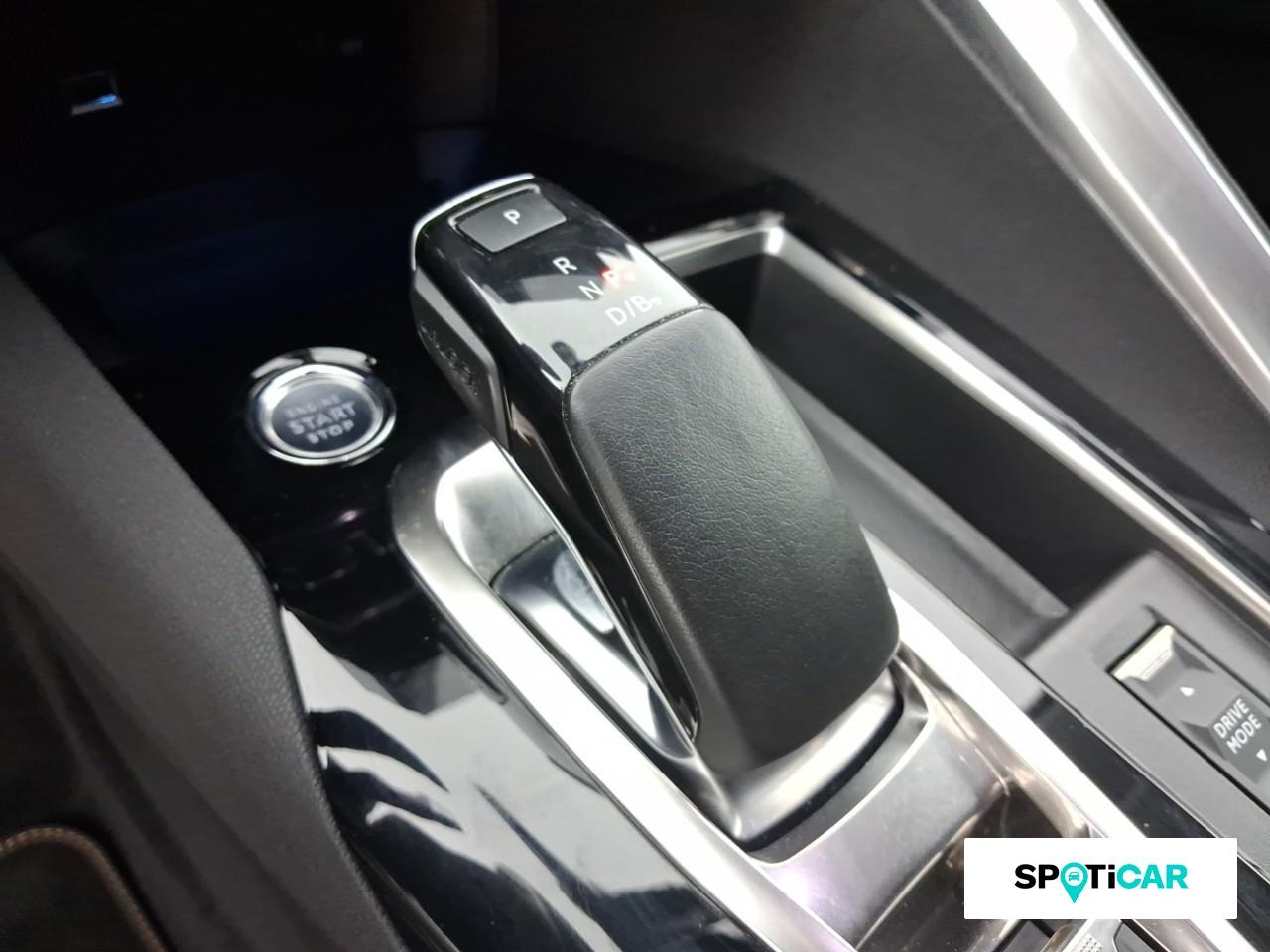 Peugeot 3008 hybrid 225ch roadtrip e-eat8 — photo 14