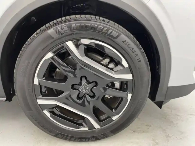 Peugeot 3008 electrique 210 ch 73 kwh — photo 18