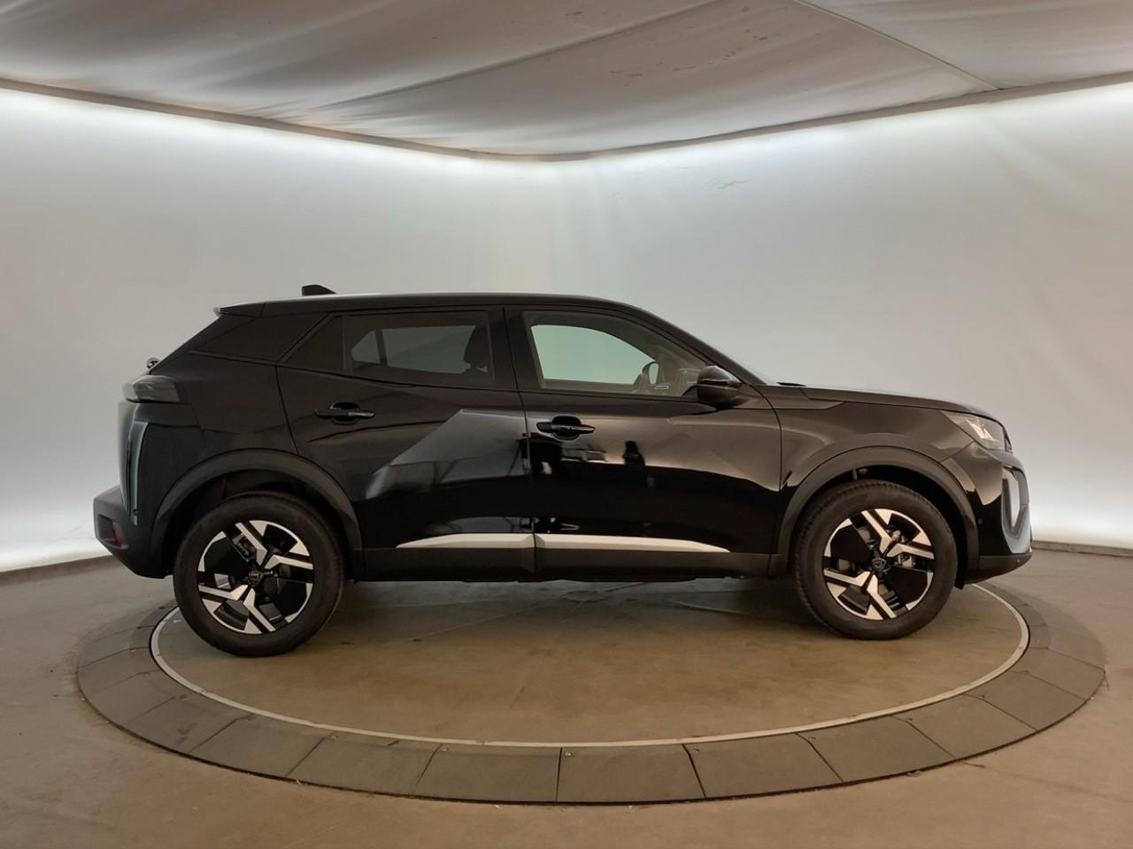 Peugeot 2008 hybrid 145 ch e-dcs6 allure — photo 4