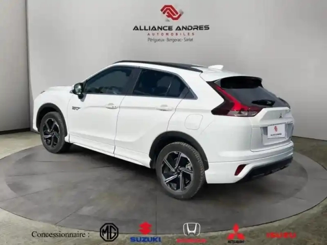 Mitsubishi Eclipse cross 2.4 mivec phev 188ch intense style 4wd — photo 3