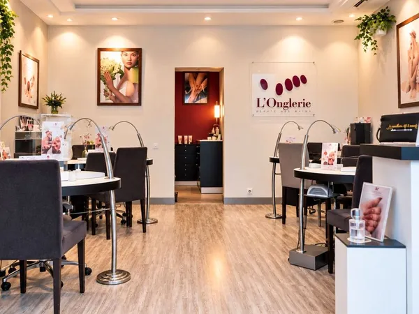 A vendre fond de commerce sous enseigne