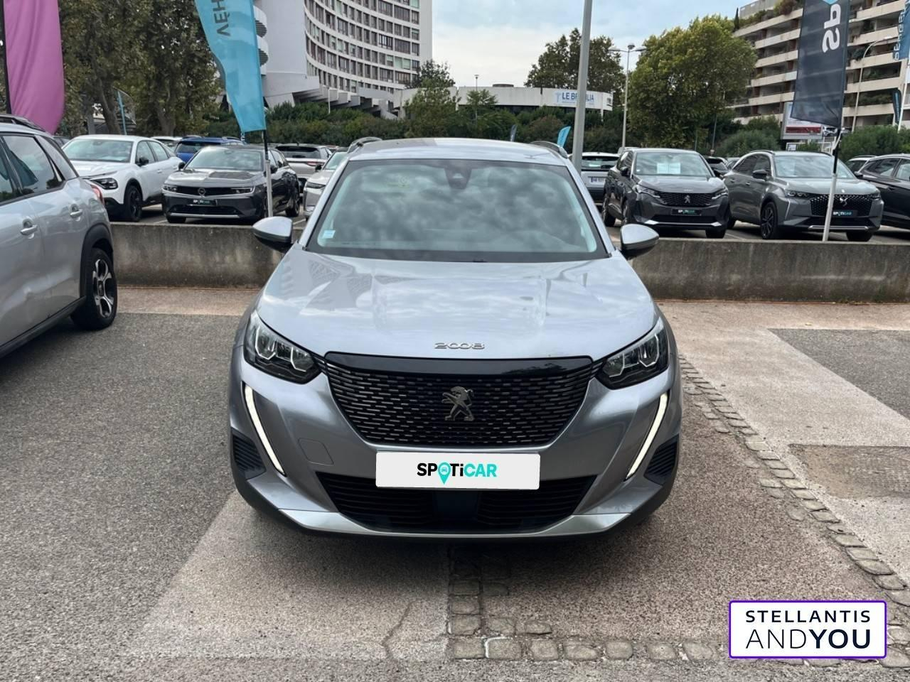 Peugeot 2008 puretech 100 s&s bvm6 allure — photo 6