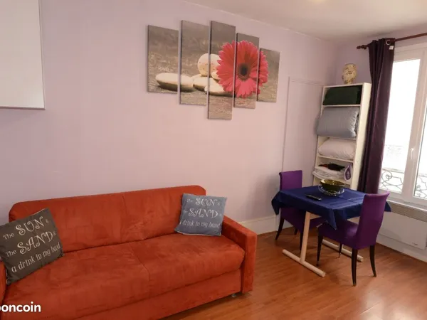 Location Studio 18m2 Paris République
