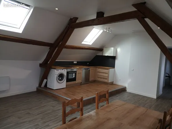 Appartement 1er étage de 85m² entièrement refait à neuf