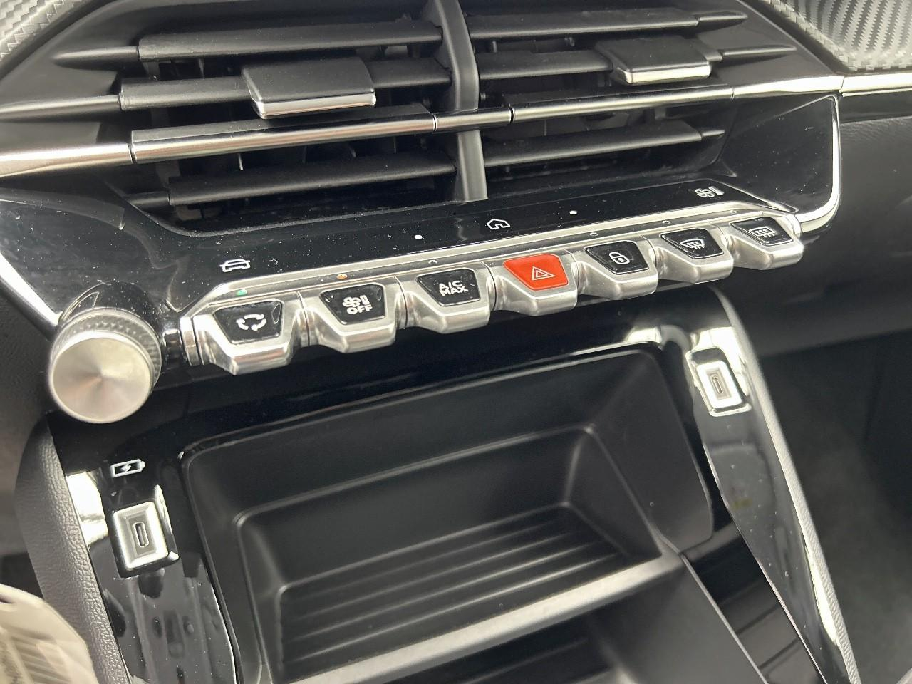 Peugeot 208 100 s&s bvm6 business — photo 26