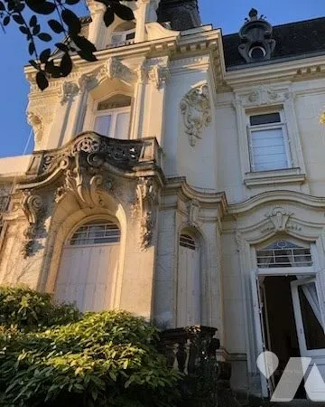 Hôtel 15 pièces 390 m²