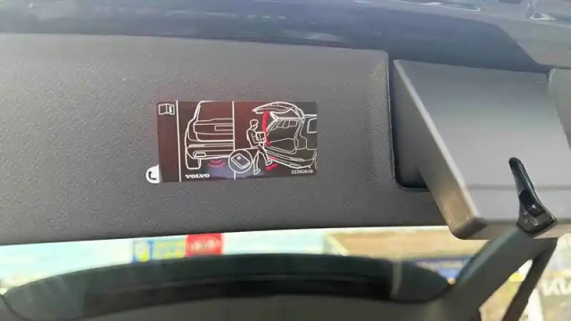 Volvo Xc90 t8 awd hybride rechargeable 455 ch geartronic 8 7pl — photo 25