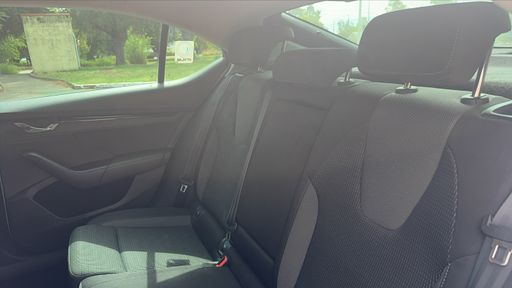 Skoda Octavia 1.5 eTSI 150 DSG7 - Business – 2023 – 156283 km – Hybride essence – Boîte Automatique — photo 49