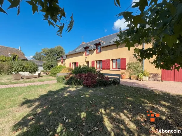 Propriété 6 pièces 160 m²