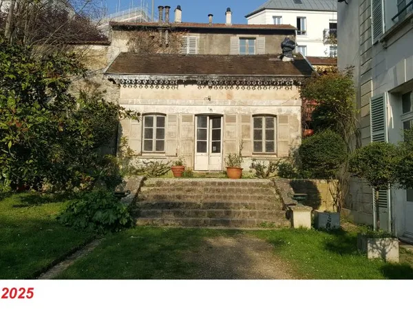 Vends maison individuelle ancienne dans copropriété avec jardin -73m² loi Carrez - centre-ville Sèvr