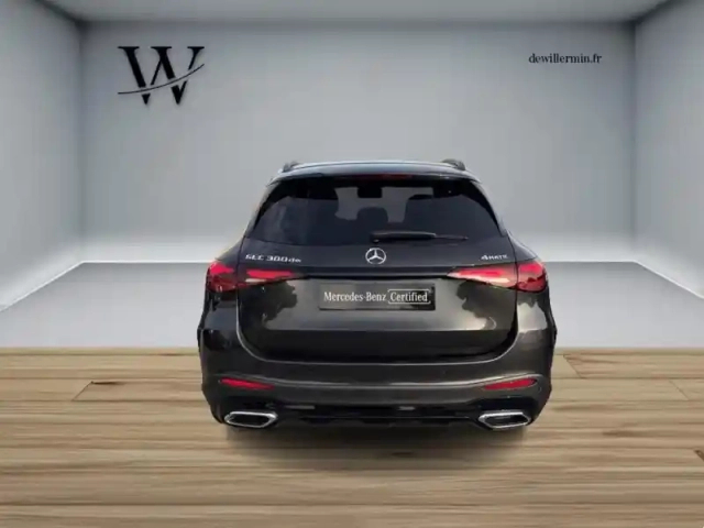 Mercedes Glc 300 de hybrid eq 4matic am — photo 6