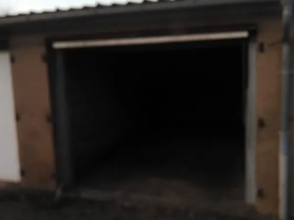 Garage sécurisé à joeuf disponible fin octobre