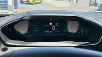 Peugeot 2008 1.2 Hybrid 145ch Style e-DCS6 — photo 10