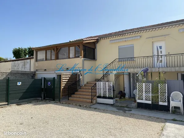 Maison 8 pièces 131 m²