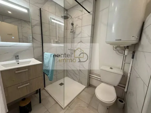 Studio 1 pièce 23 m²