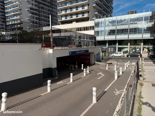 Exclusivité - PARKING Privée - NANCY Hypercentre