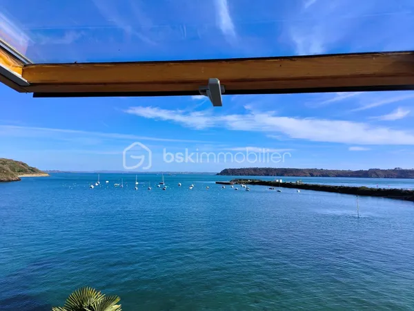 Maison 13 pièces 357 m²