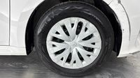 Toyota Yaris 116h Dynamic 5p MY22 — photo 20