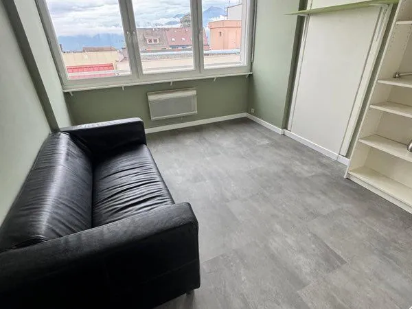 Appartement Location La Roche-sur-Foron 2p 44m² 800€