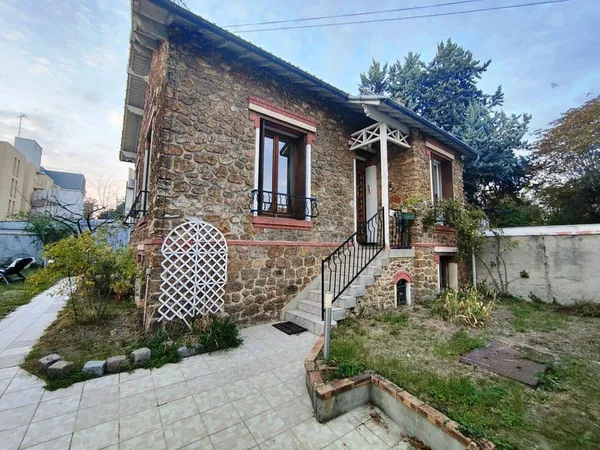 Maison 6 pièces 100 m²