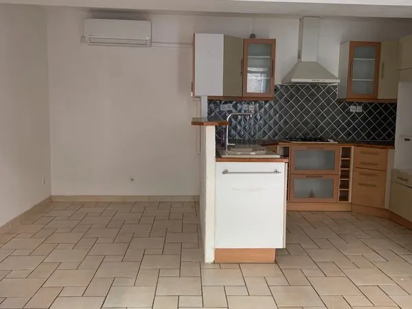 Vends maison de village