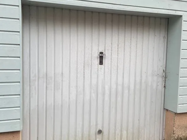 Grand box de parking fermé et sécurisé - Montauban Villebourbon