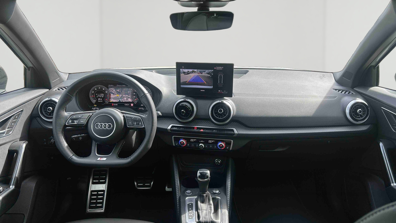 Audi Q2 35 TFSI 150 S tronic 7 — photo 9