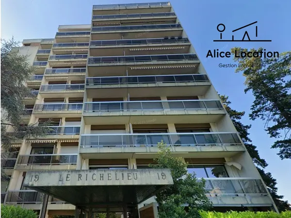 Stationnement Location Thonon-les-Bains   130€