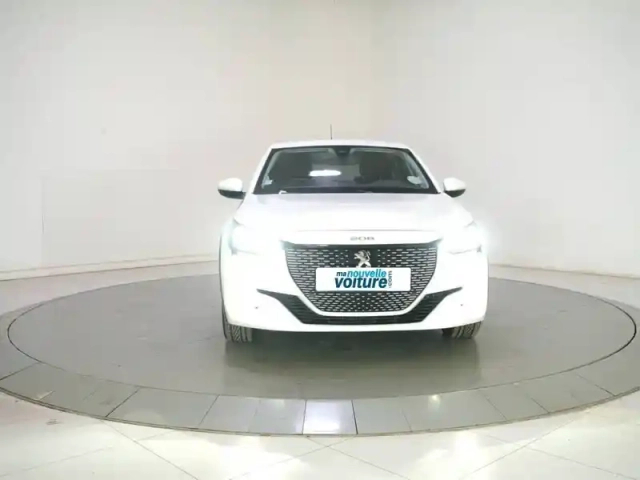 Peugeot 208 electrique 50 kwh 136ch — photo 2