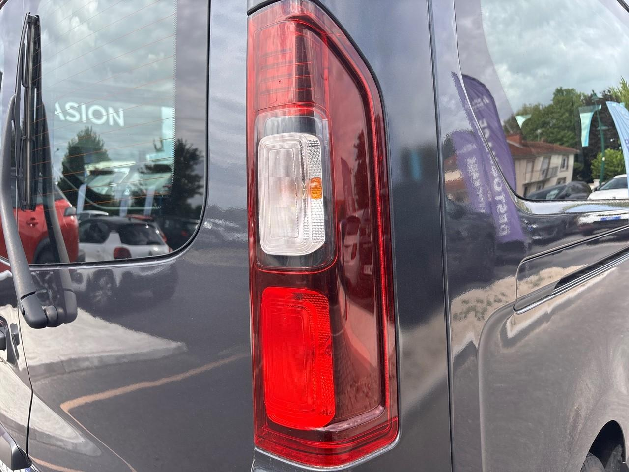 Renault Trafic l2 2.0 blue dci 150ch s&s zen 8 places — photo 18