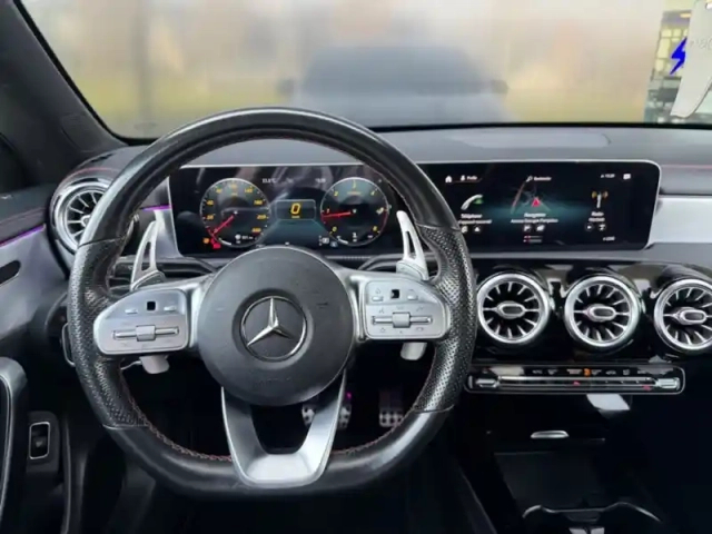 Mercedes Cla coupe 200d 150ch amg line 8g-dct — photo 12