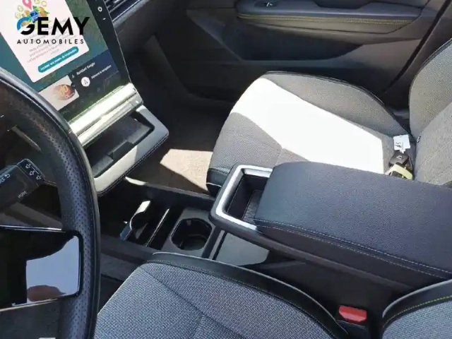 Renault Megane e-tech ev60 220 ch super charge — photo 12