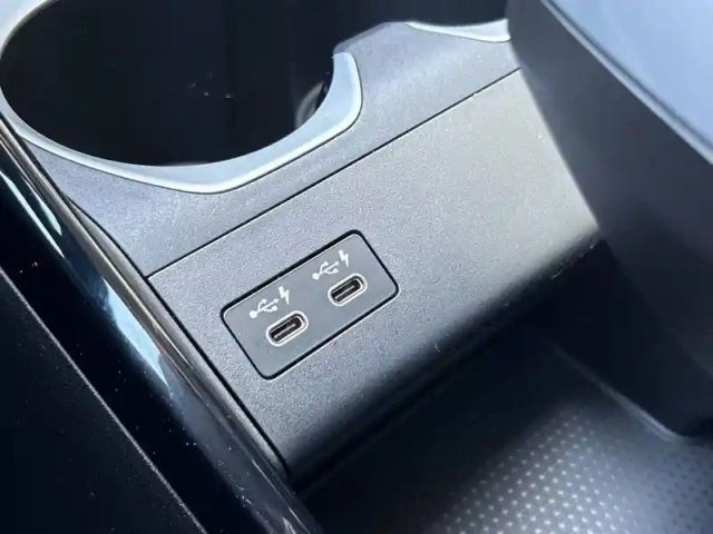 Bmw X1 sdrive 18i 136ch dkg7 — photo 27