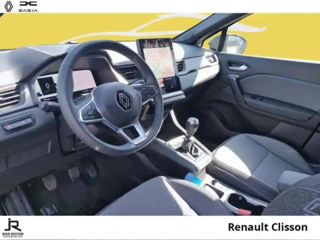 Renault Captur tce 90ch techno - 25 — photo 3