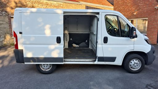 Peugeot Boxer L1H1 2.2 HDI 110 - Confort – 2015 – 24255 km – Diesel – Boîte Manuelle — photo 10
