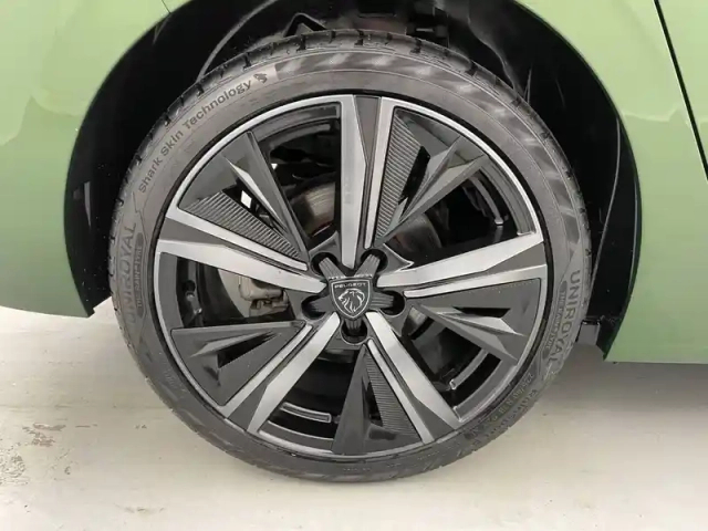 Peugeot 308 puretech 130ch s&amp;s eat8 — photo 31