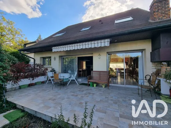 Maison 8 pièces 154 m²