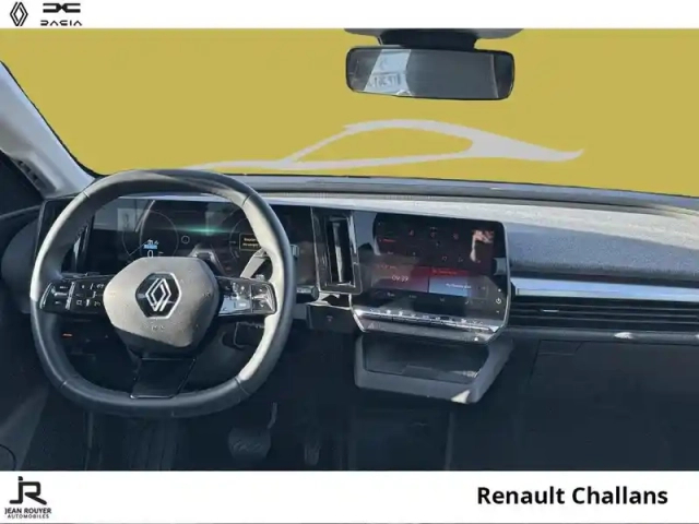 Renault Megane e-tech electric ev60 220ch equilibre super charge — photo 15