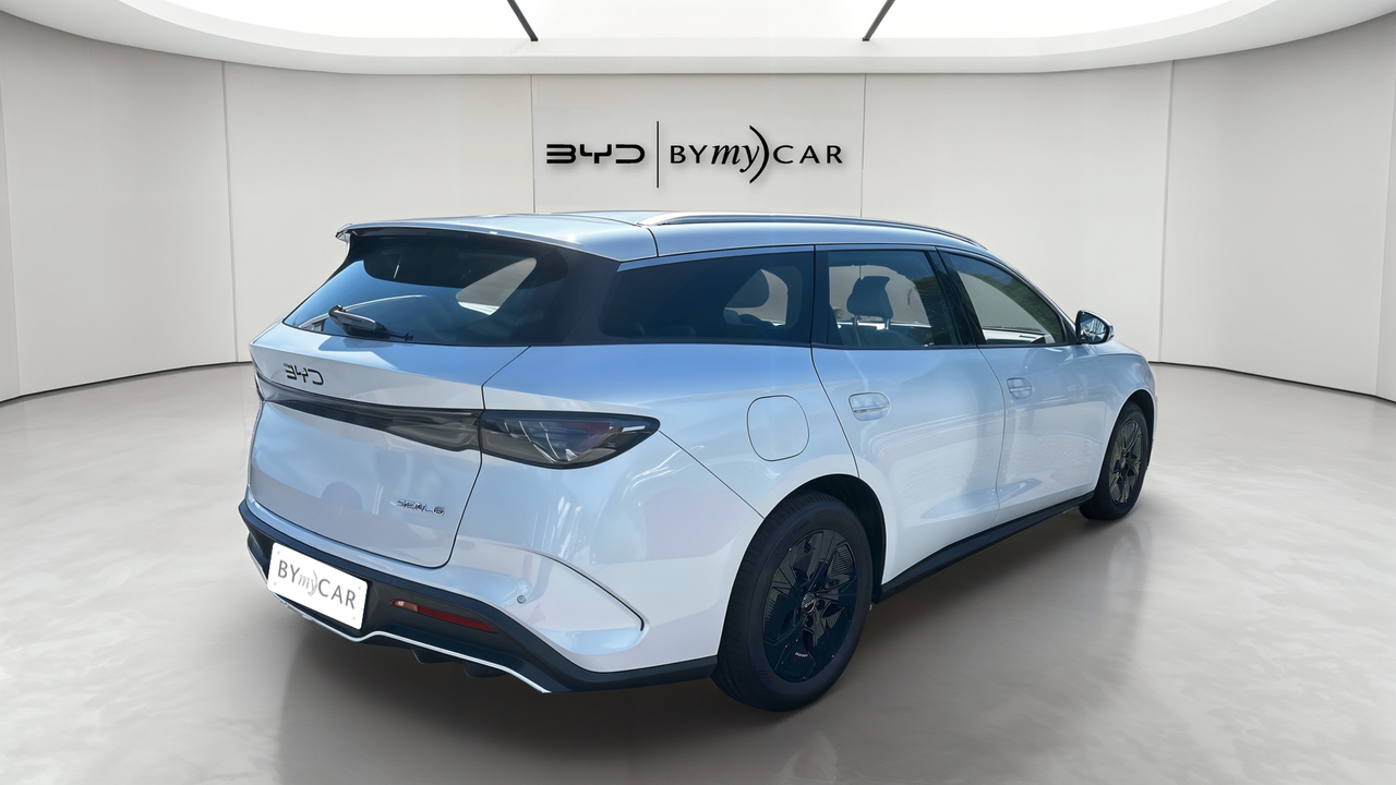 BYD Seal 6 Touring 1.5l DM-i 135 kW PHEV — photo 5
