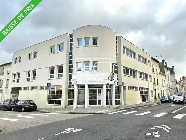 Bureaux 857 m²