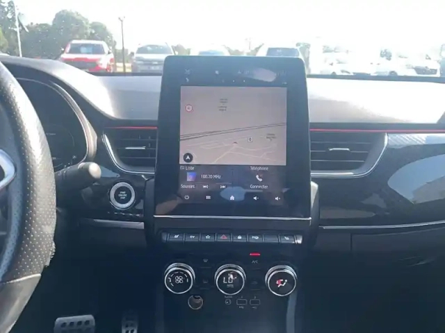 Renault Arkana e-tech 145 - 21b