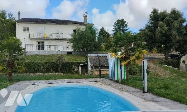 Maison 6 pièces 184 m²