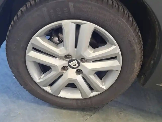 Dacia Sandero tce 90 — photo 15
