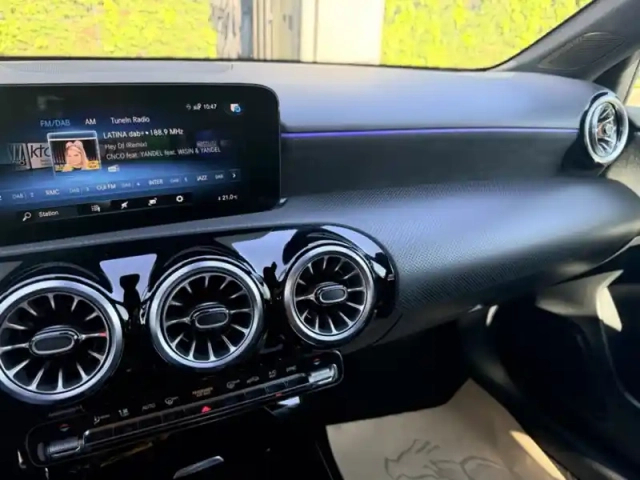 Mercedes Classe A 200 d amg line — photo 10