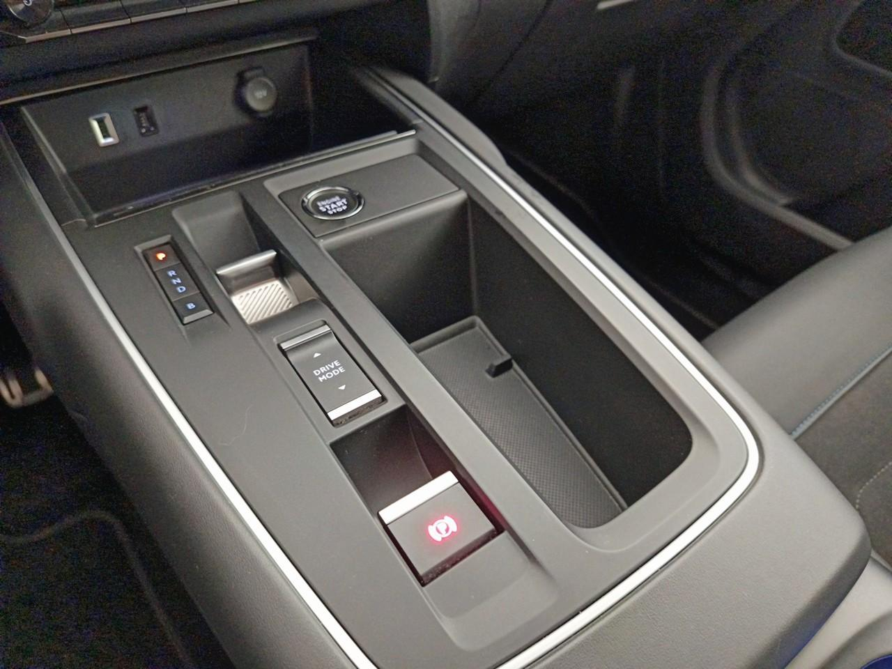Citroën C5 Aircross hybride rechargeable 225 e-eat8 shine — photo 29