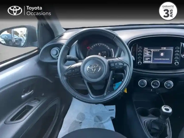 Toyota Aygo X 1.0 vvt-i 72ch dynamic my23 — photo 9