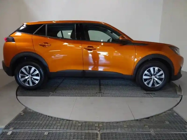 Peugeot 2008 1.2 puretech 100ch s&amp;s active business — photo 4