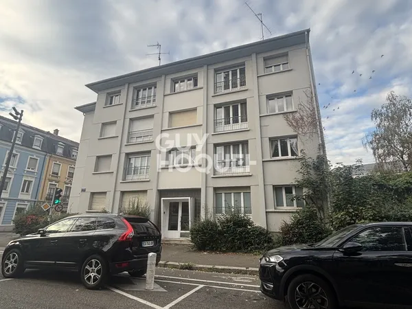 Appartement à louer de 4 pièces de 84.09 m²